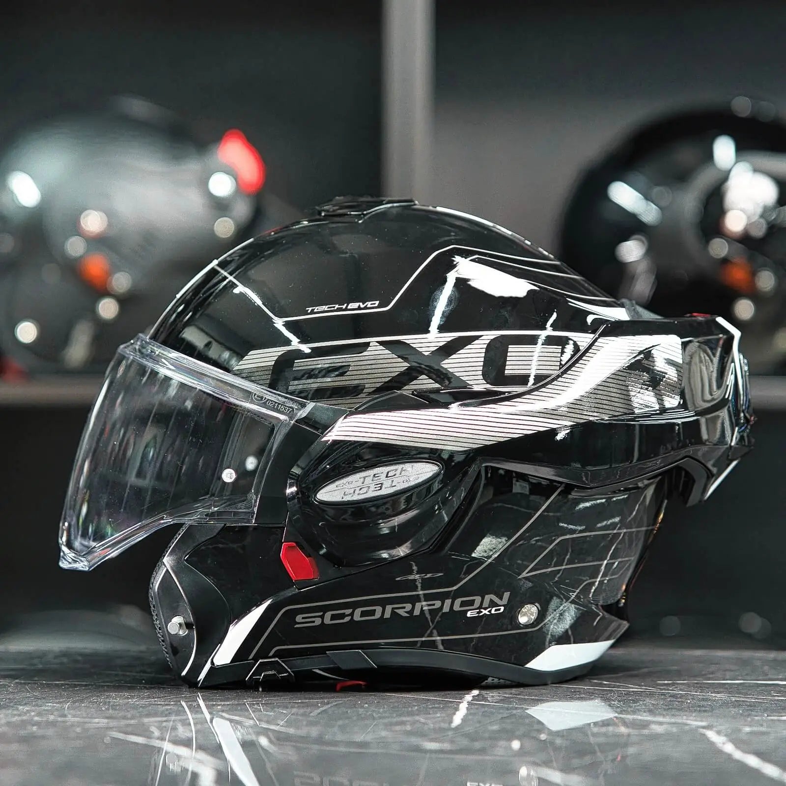 Scorpion Exo-Tech Evo Traveller Black-White