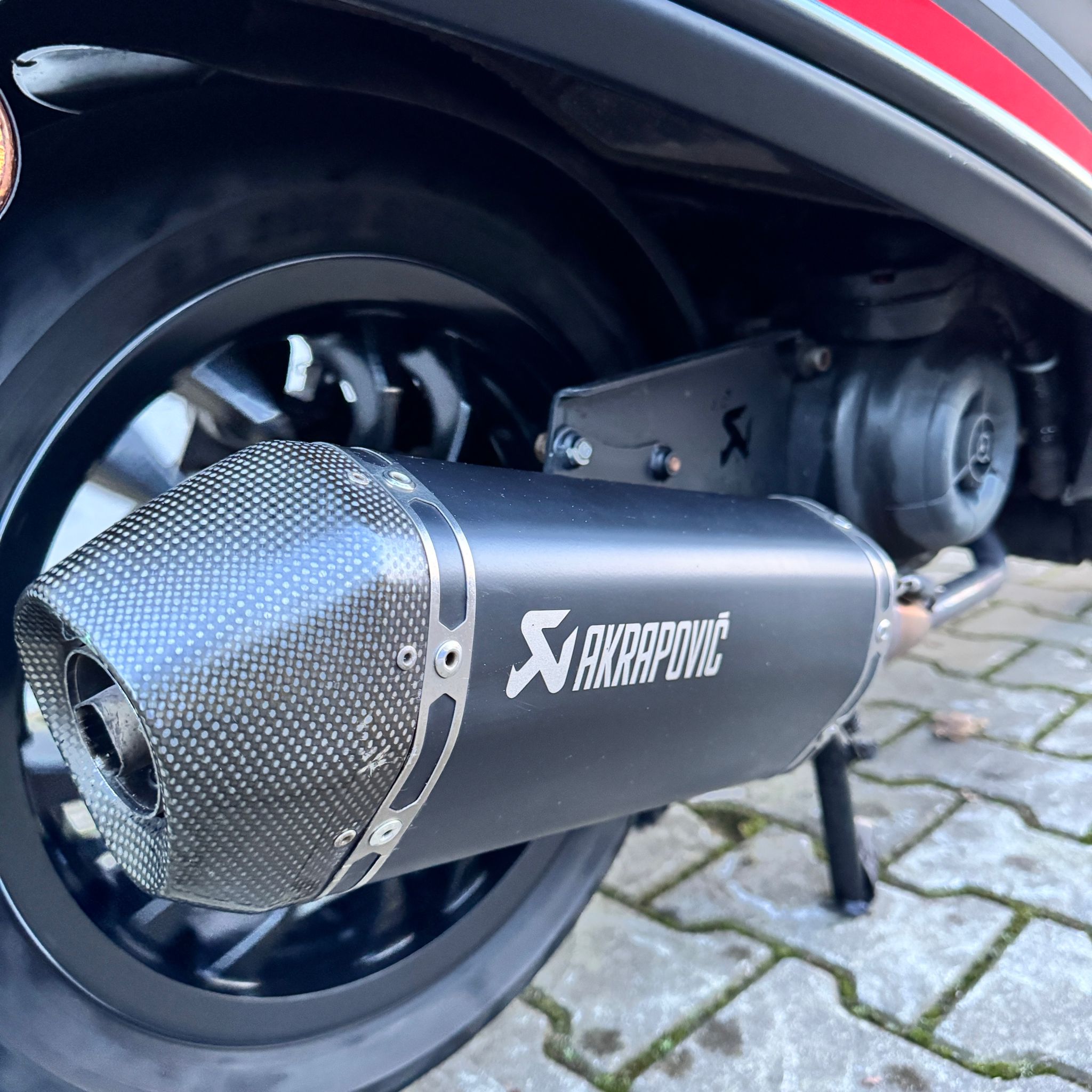 Vespa Sprint Sport Mat Zwart FLF-95-R