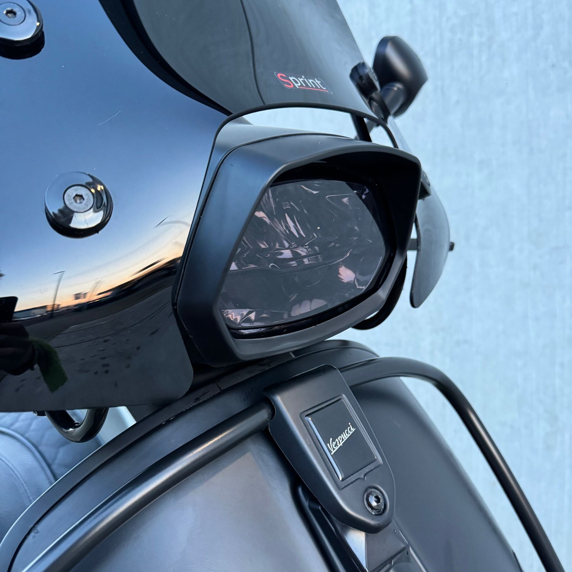 Vespa Sprint Sport Mat Zwart FLF-95-R