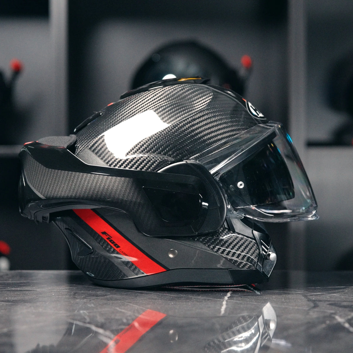 HJC F100 Carbon Stan Zwart Rood