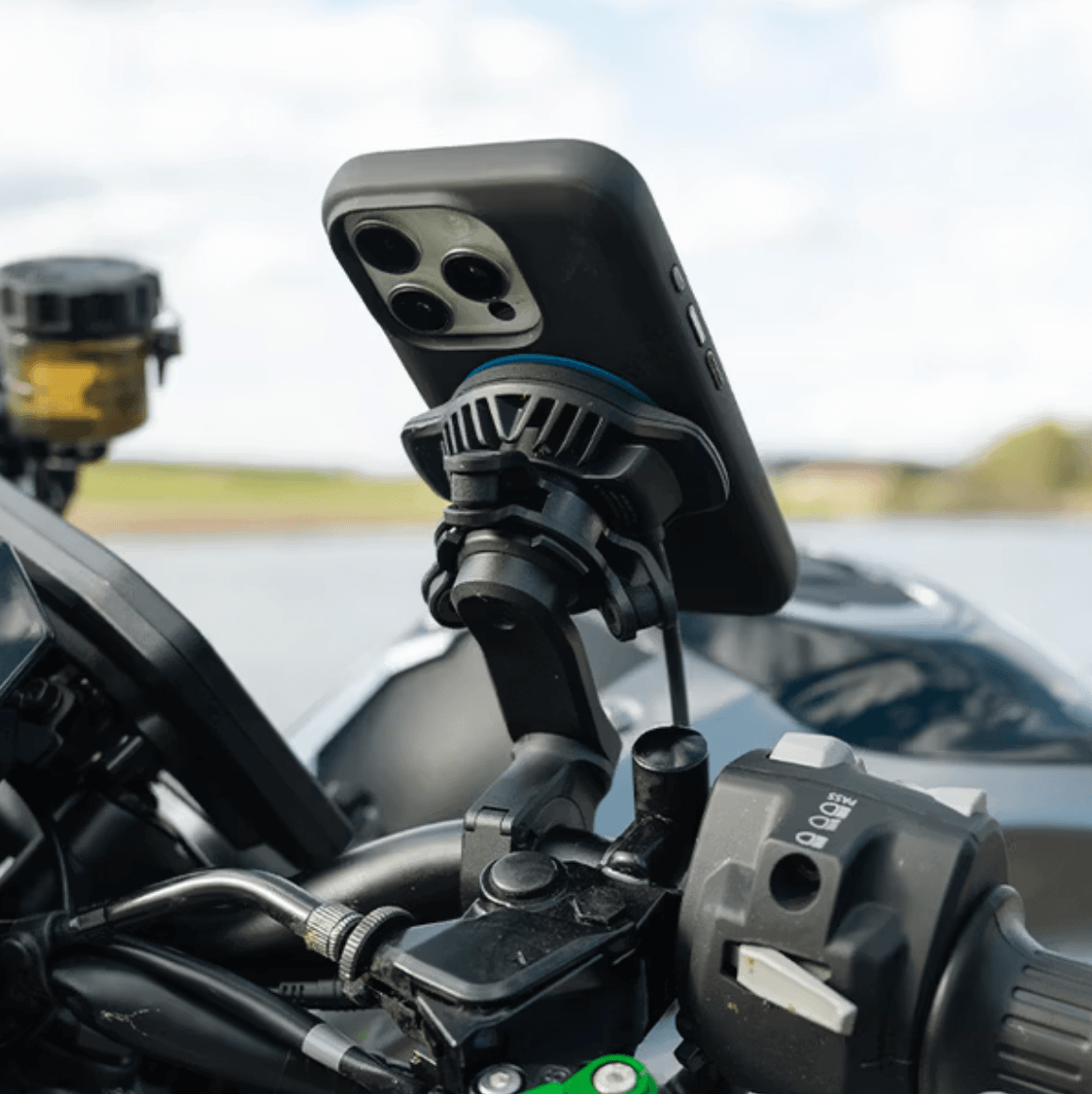 Quad Lock Pro Handlebar Mount