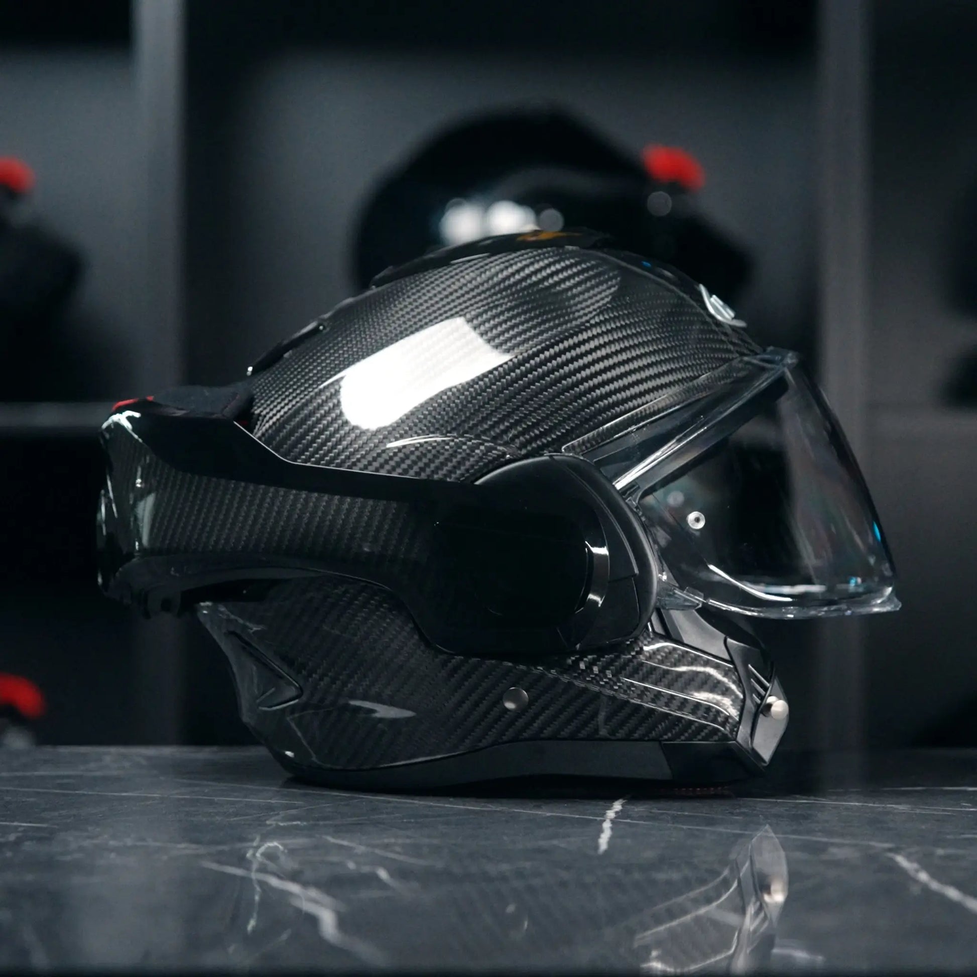 HJC F100 Carbon