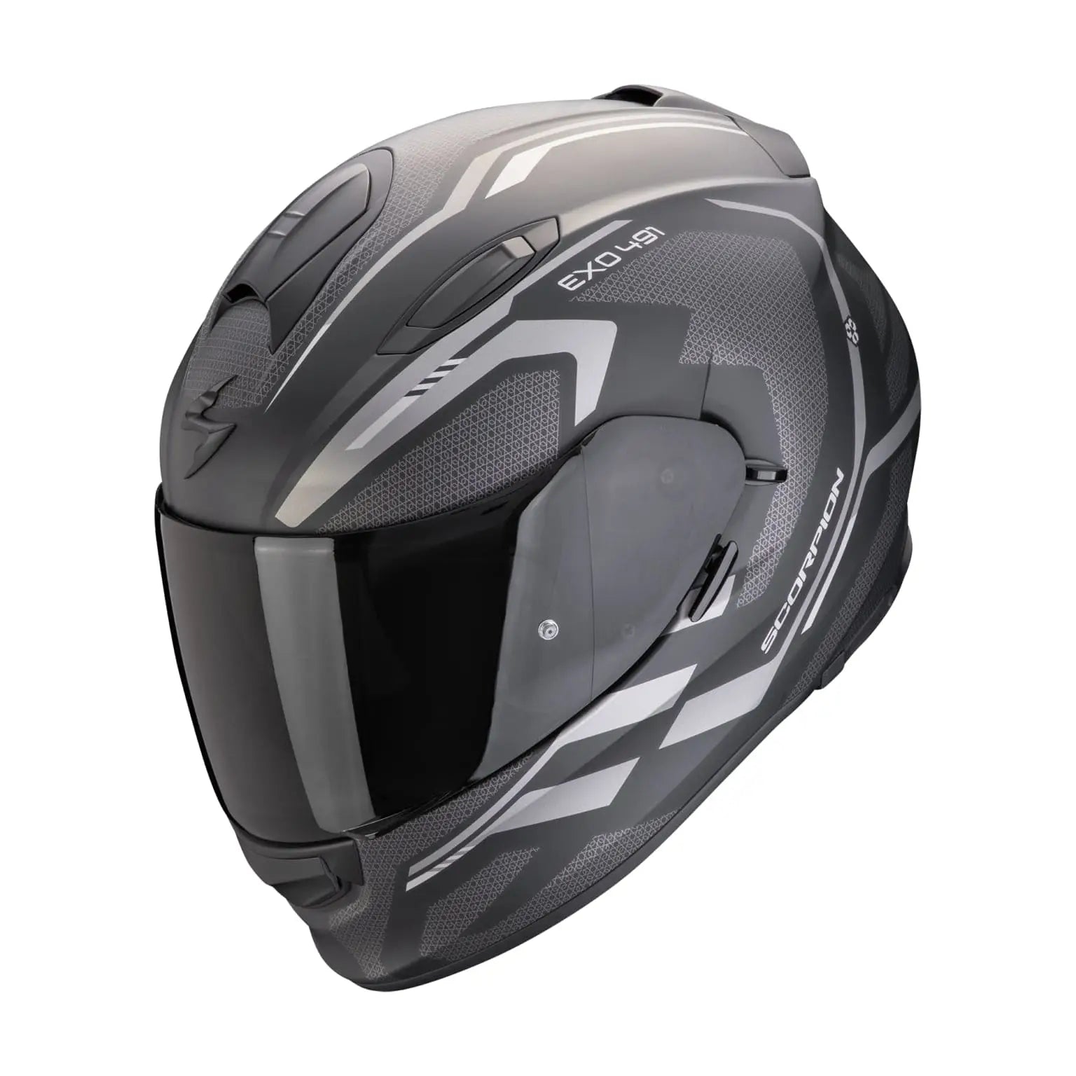 Een matzwarte motorhelm met zilverkleurige grafische accenten, de Scorpion EXO-491 Kripta, ontworpen voor sportieve en veelzijdige prestaties.